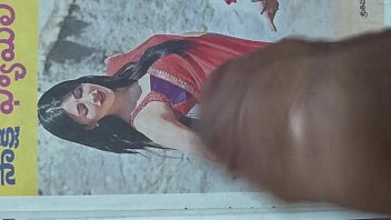 Shruti na rasaalu  taagu (Shruti drink my cum)